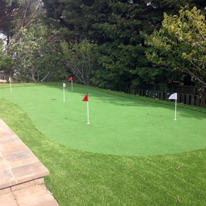 Golf Putting Greens Agua Dulce Texas Fake Grass