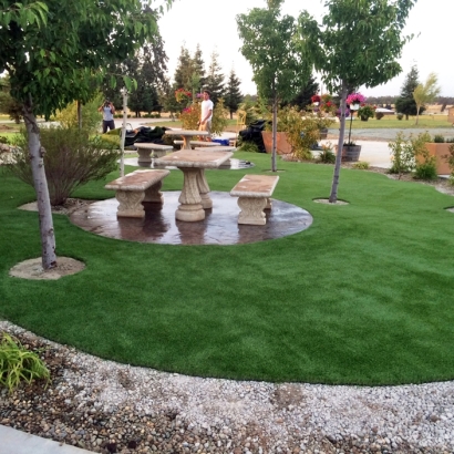 Synthetic Grass Sparks Texas Kids Care