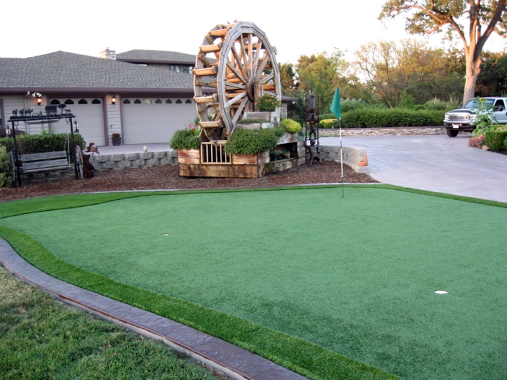 Golf Putting Greens Tornillo Texas Fake Grass